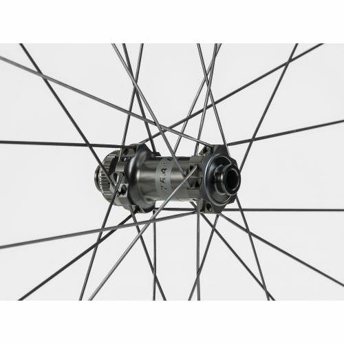 KOTAČ I BONTRAGER TRKAĆI AEOLUS PRO 37 TLR DISC BLACK Cijena