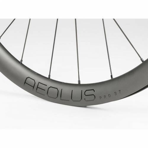 KOTAČ I BONTRAGER TRKAĆI AEOLUS PRO 37 TLR DISC BLACK Cijena