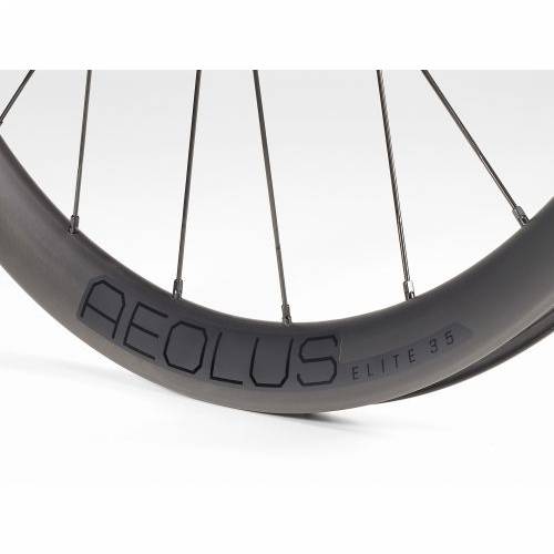 KOTAČ I BONTRAGER TRKAĆI AEOLUS ELITE 35 DISC TLR BLACK Cijena