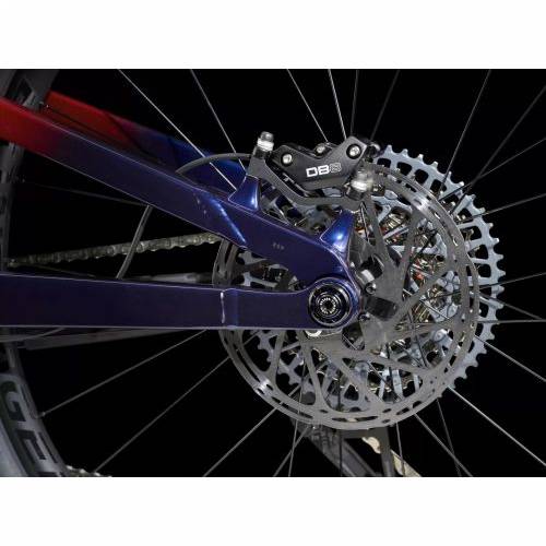 BICIKL TREK e-Bike FUEL EXE 8 GX AXS T-TYPE, RAGE RED TO DEEP DARK BLUE FADE L / 2024 Cijena Akcija