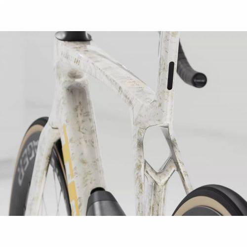 BICIKL TREK TRKAĆI MADONE SLR 7 L ERA WHITE/SUPERNOVA MARBLE / 2026 Cijena Akcija