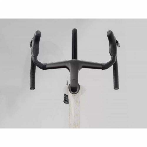 BICIKL TREK TRKAĆI MADONE SLR 7 XL ERA WHITE/SUPERNOVA MARBLE / 2026 Cijena Akcija