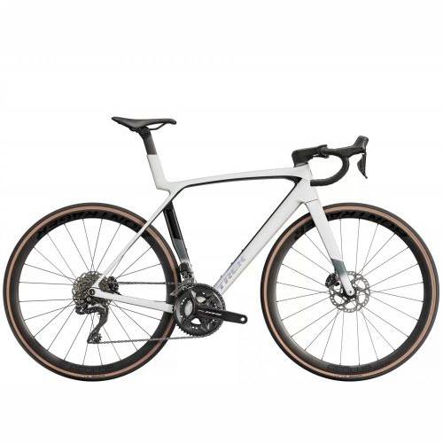 BICIKL TREK TRKAĆI MADONE SL 6 GEN 8, WHITE PRISMATIC ML / 2025 Cijena