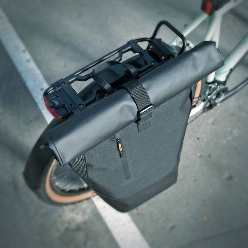 BISAGA SKS INFINITY URBAN 20L, 620X430X170MM, CRNO-BEŽ, VODOOTPORNA IP64 Cijena