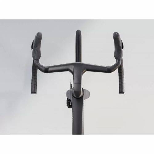 BICIKL TREK TRKAĆI MADONE SLR 9 L MATTE CARBON SMOKE/PRISMATIC PEARL / 2026 Cijena