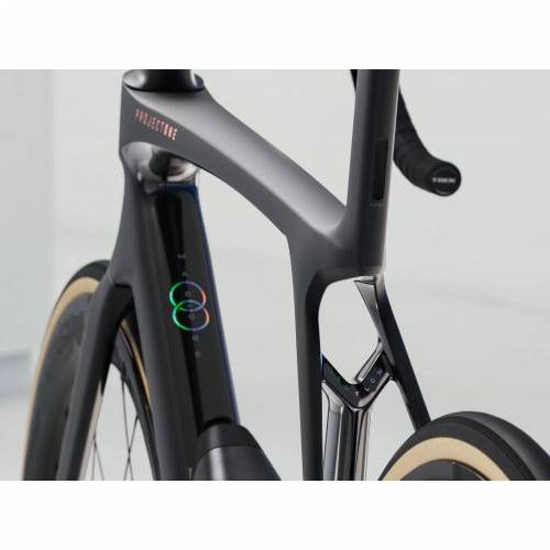 BICIKL TREK TRKAĆI MADONE SLR 9 L MATTE CARBON SMOKE/PRISMATIC PEARL / 2026 Cijena