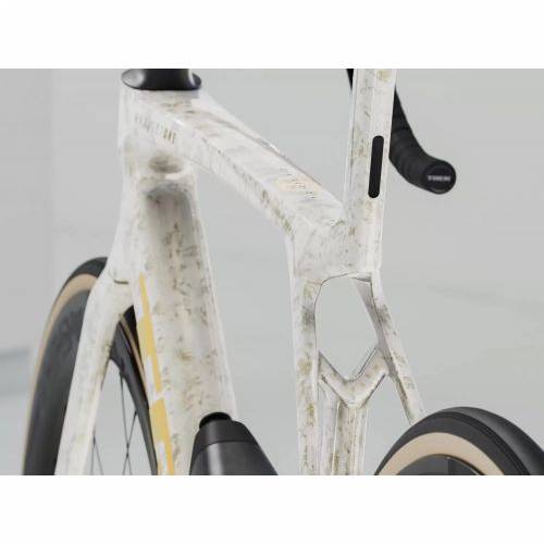 BICIKL TREK TRKAĆI MADONE SLR 9 L ERA WHITE/SUPERNOVA MARBLE / 2026 Cijena