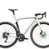 BICIKL TREK TRKAĆI MADONE SL 6 GEN 8, WHITE PRISMATIC L / 2025