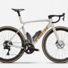 BICIKL TREK TRKAĆI MADONE SLR 7 L ERA WHITE/SUPERNOVA MARBLE / 2026